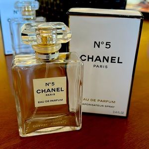 Empty Chanel no5 bottle with box eau de parfum 100ml